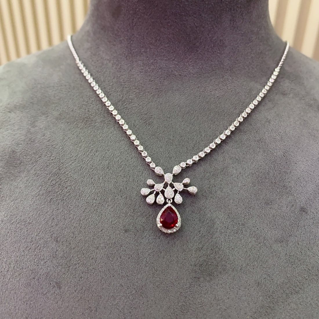 14k Gold 1.00 Ct Natural Ruby & Diamond Necklace - 5