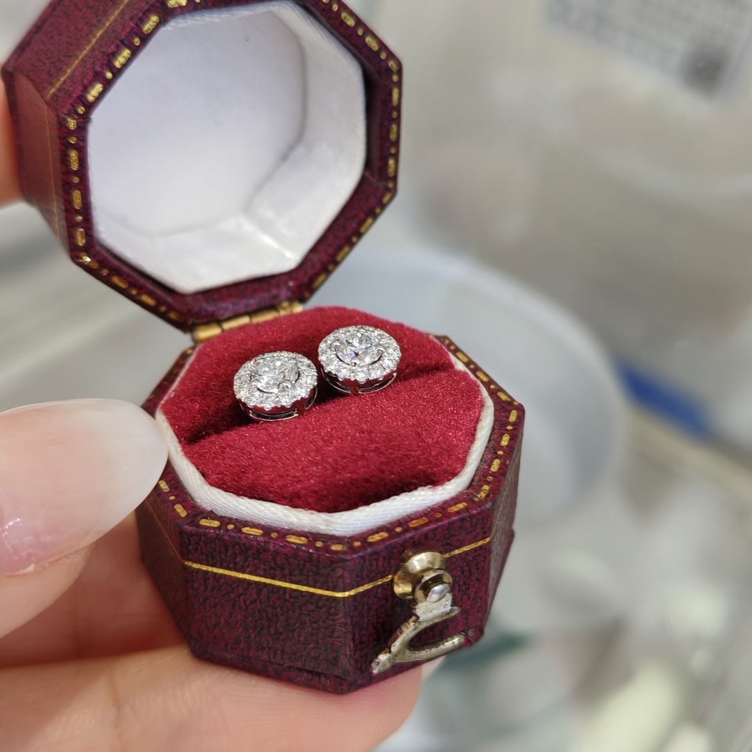 14k Gold 0.54 Ctw Natural H Diamond Earrings - 4