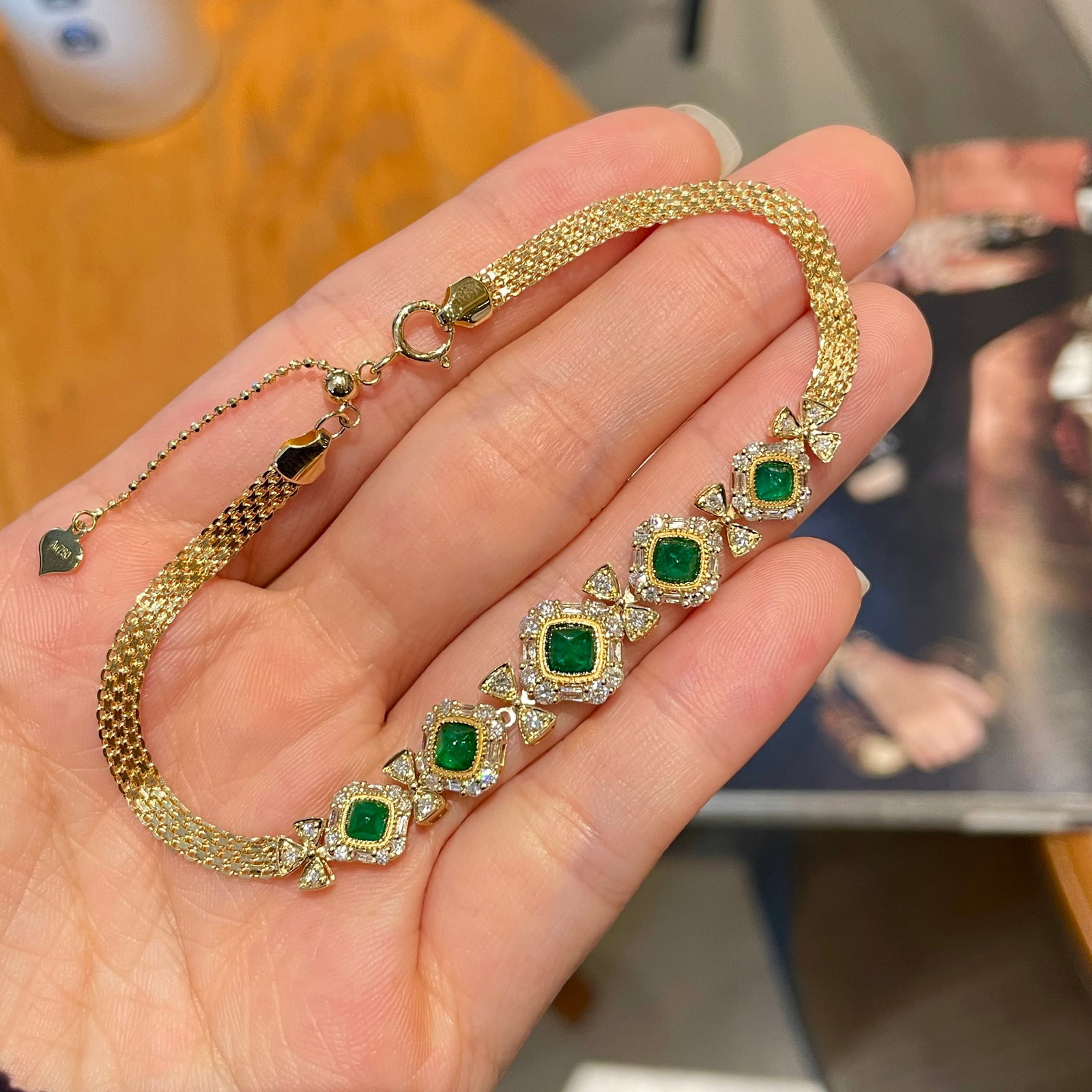 14k Gold 1.40 Ct Vivid Green Natural Emerald & Diamond Bracelet - 2