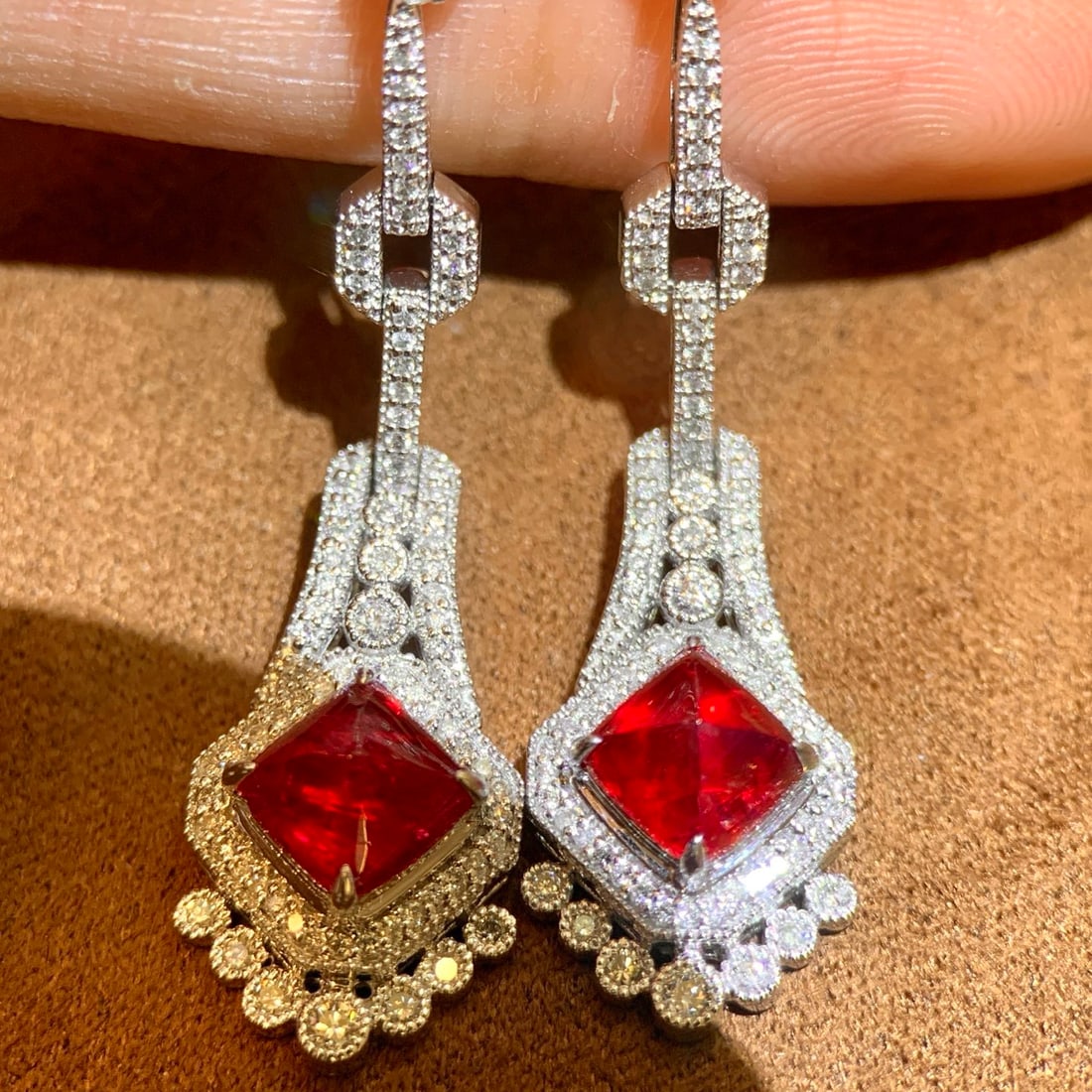 14k Gold 2.5 Ct Natural Spinel & Diamond Earrings - 5