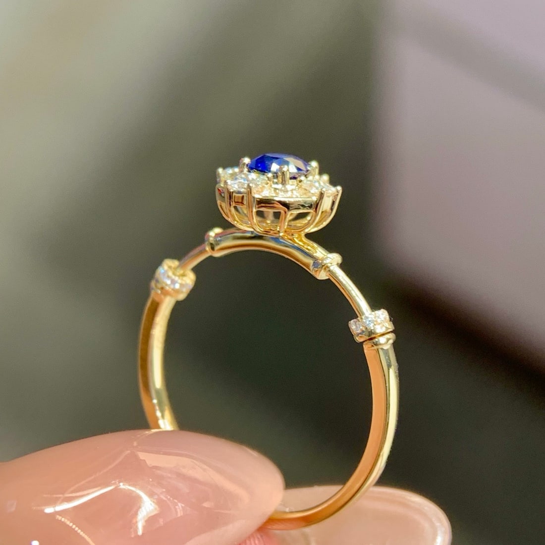 14k Gold 0.62 Ctw Natural Sapphire & Diamond Ring - 2