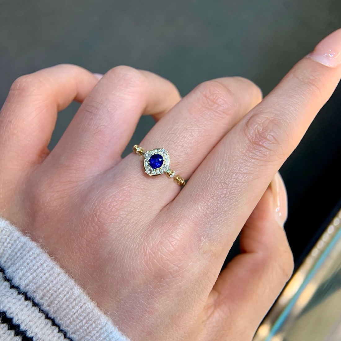 14k Gold 0.62 Ctw Natural Sapphire & Diamond Ring - 4