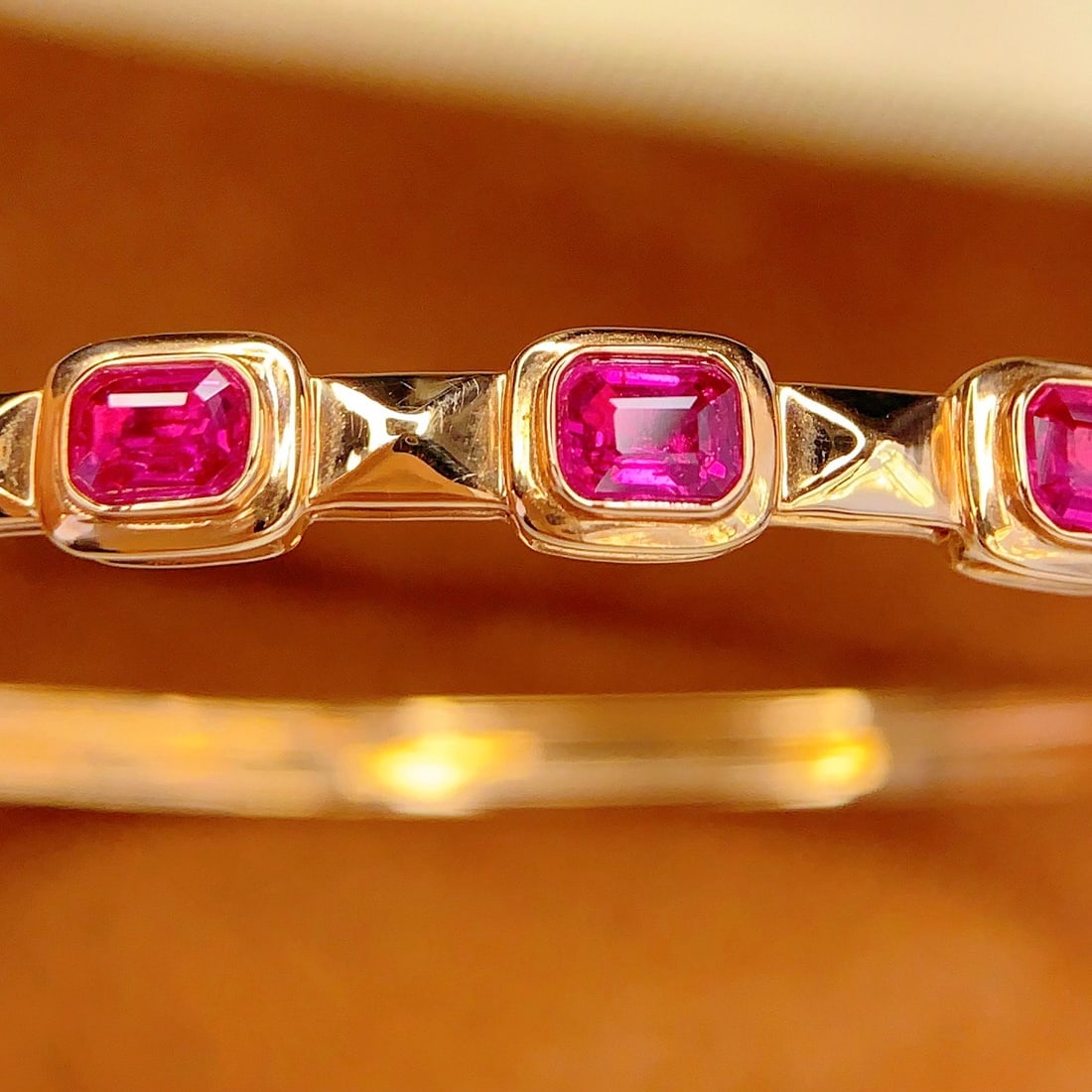 14k Gold 3 Ct Natural Ruby Bangle - 4