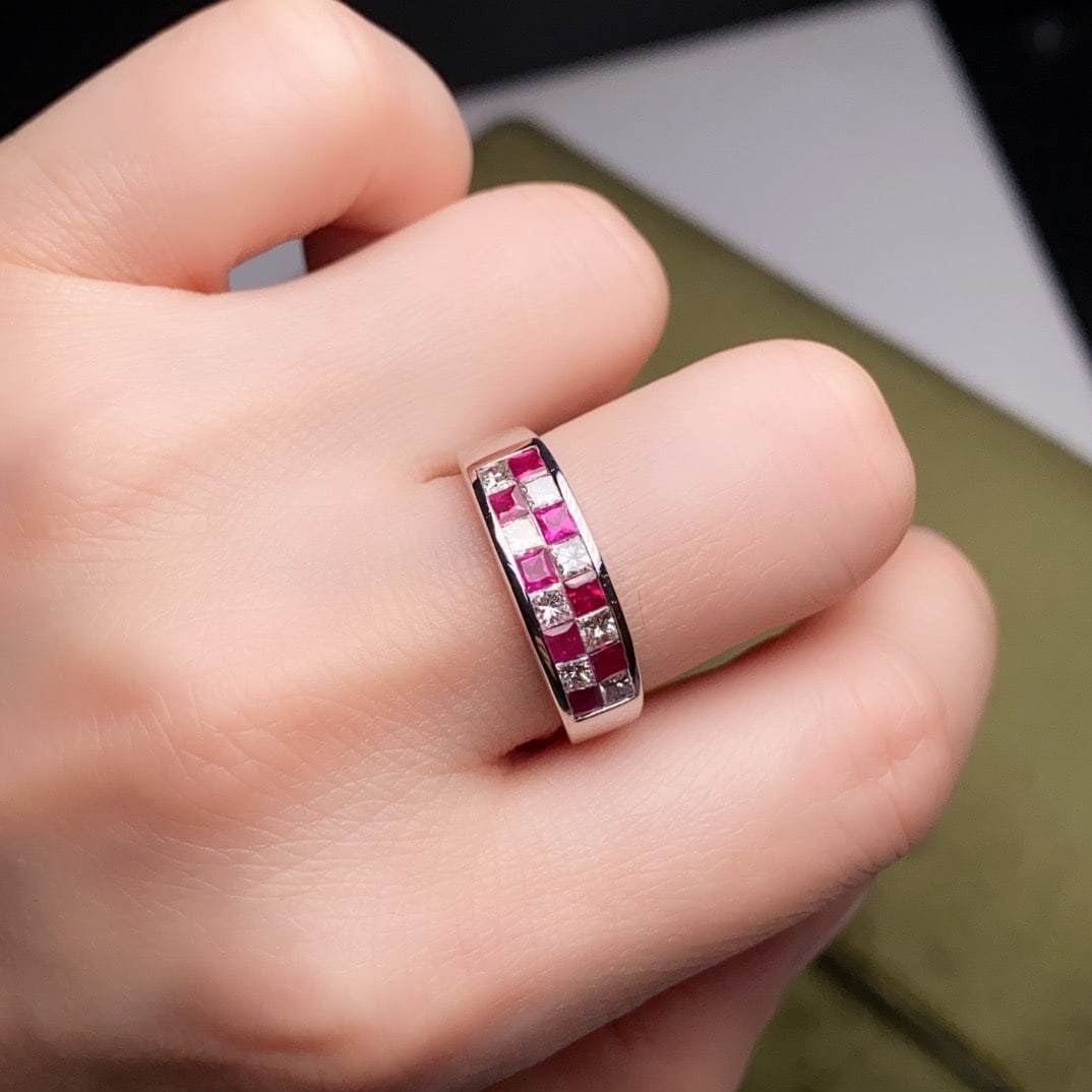 14k Gold 1.50 Ctw Natural Ruby & Diamond Ring - 2
