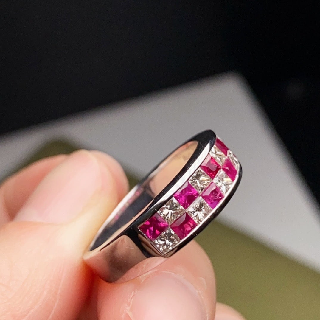 14k Gold 1.50 Ctw Natural Ruby & Diamond Ring - 5