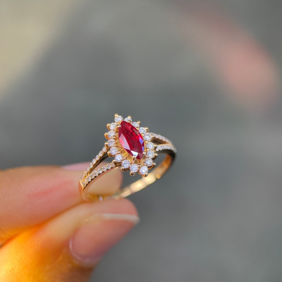 14k Gold 0.90 Ctw Natural Ruby & Diamond Ring - 2