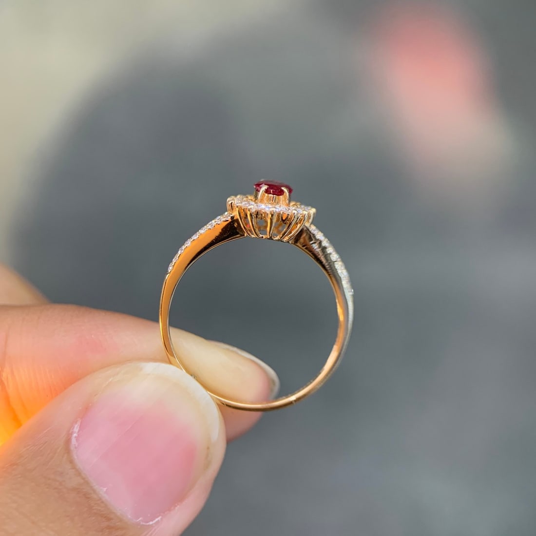 14k Gold 0.90 Ctw Natural Ruby & Diamond Ring - 3