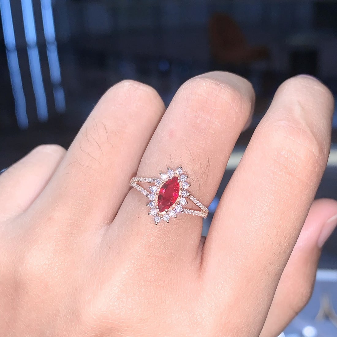14k Gold 0.90 Ctw Natural Ruby & Diamond Ring - 4
