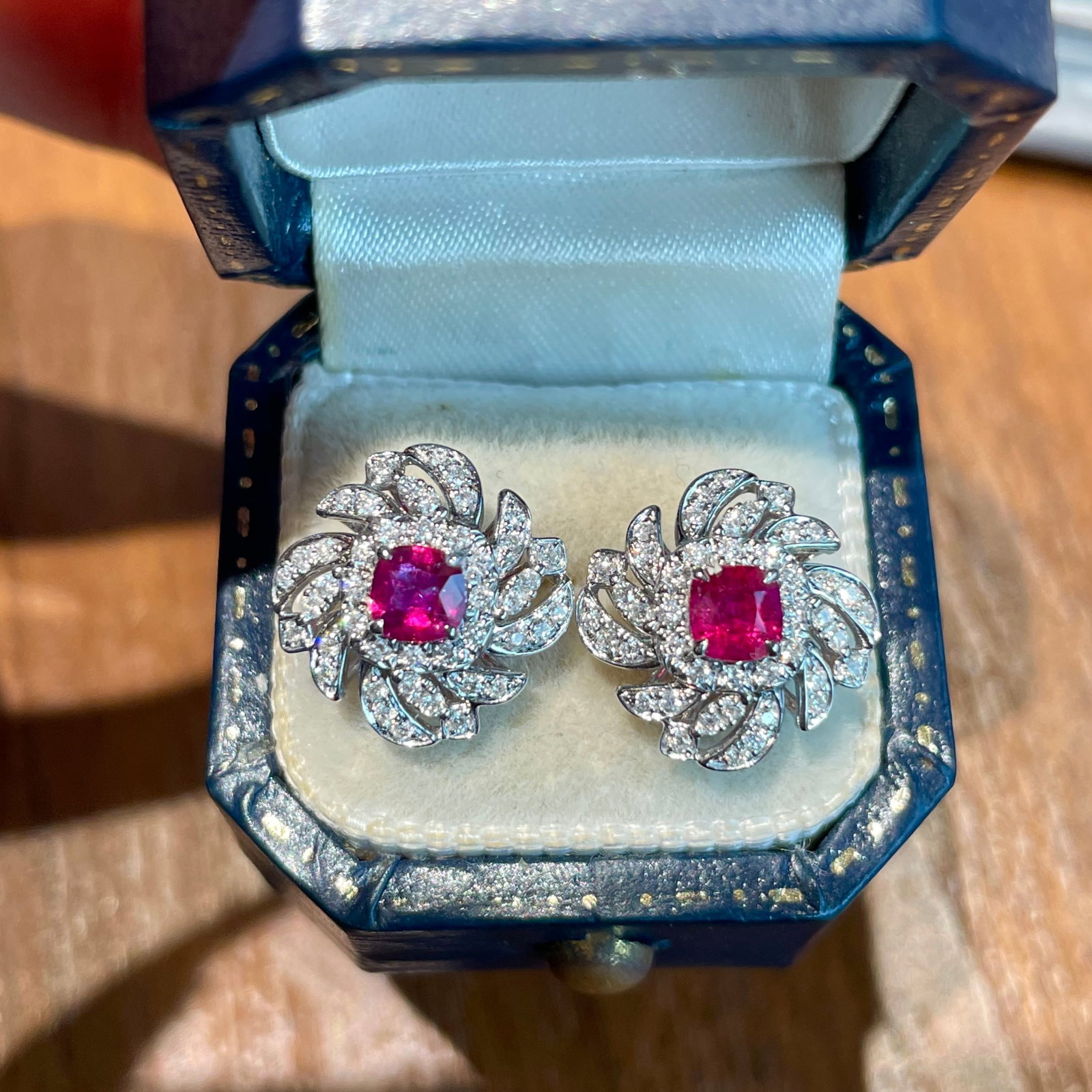 14k Gold 0.54 Ct Natural Ruby & Diamond Earrings - 7