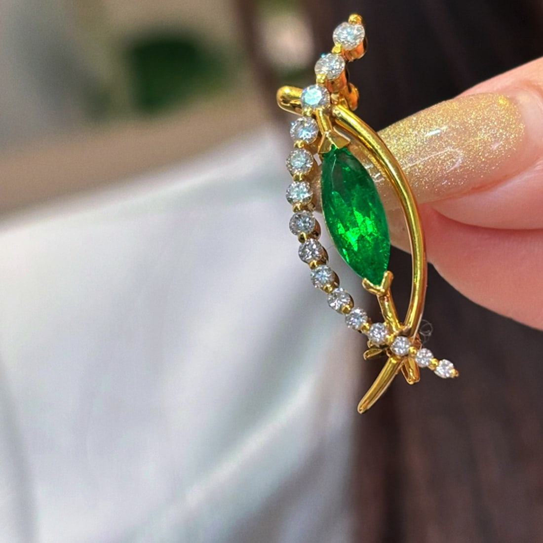 14k Gold 1.79 Ctw Vivid Green Natural Emerald & Diamond Brooch/pendant( Without Chain ) - 2