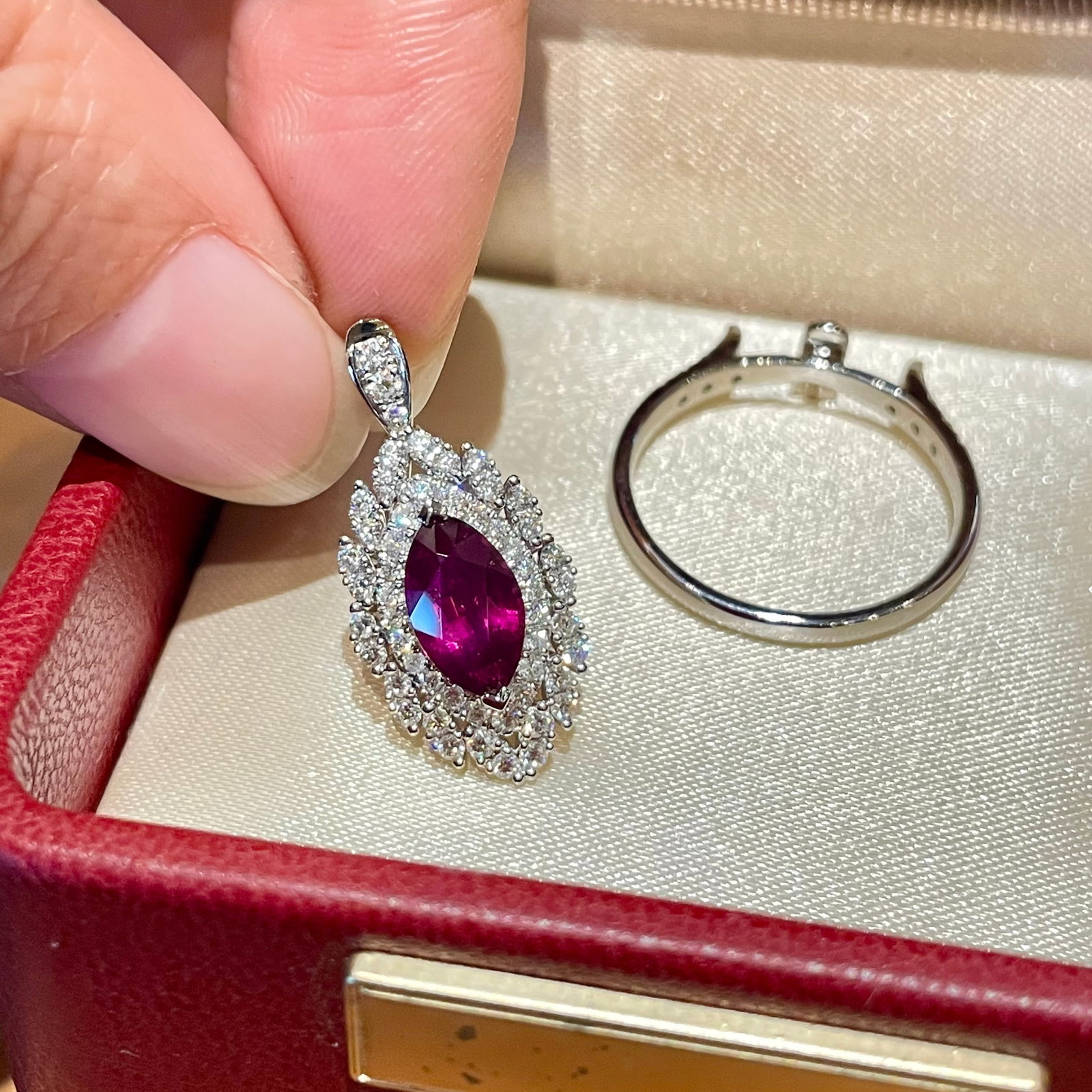 14k Gold 1.45 Ct Natural Ruby & Diamond Ring/pendant( Without Chain ) - 3