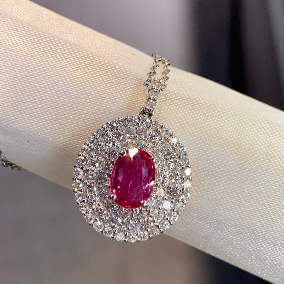 14k Gold 1.86 Ctw Natural Ruby & Diamond Necklace - 5