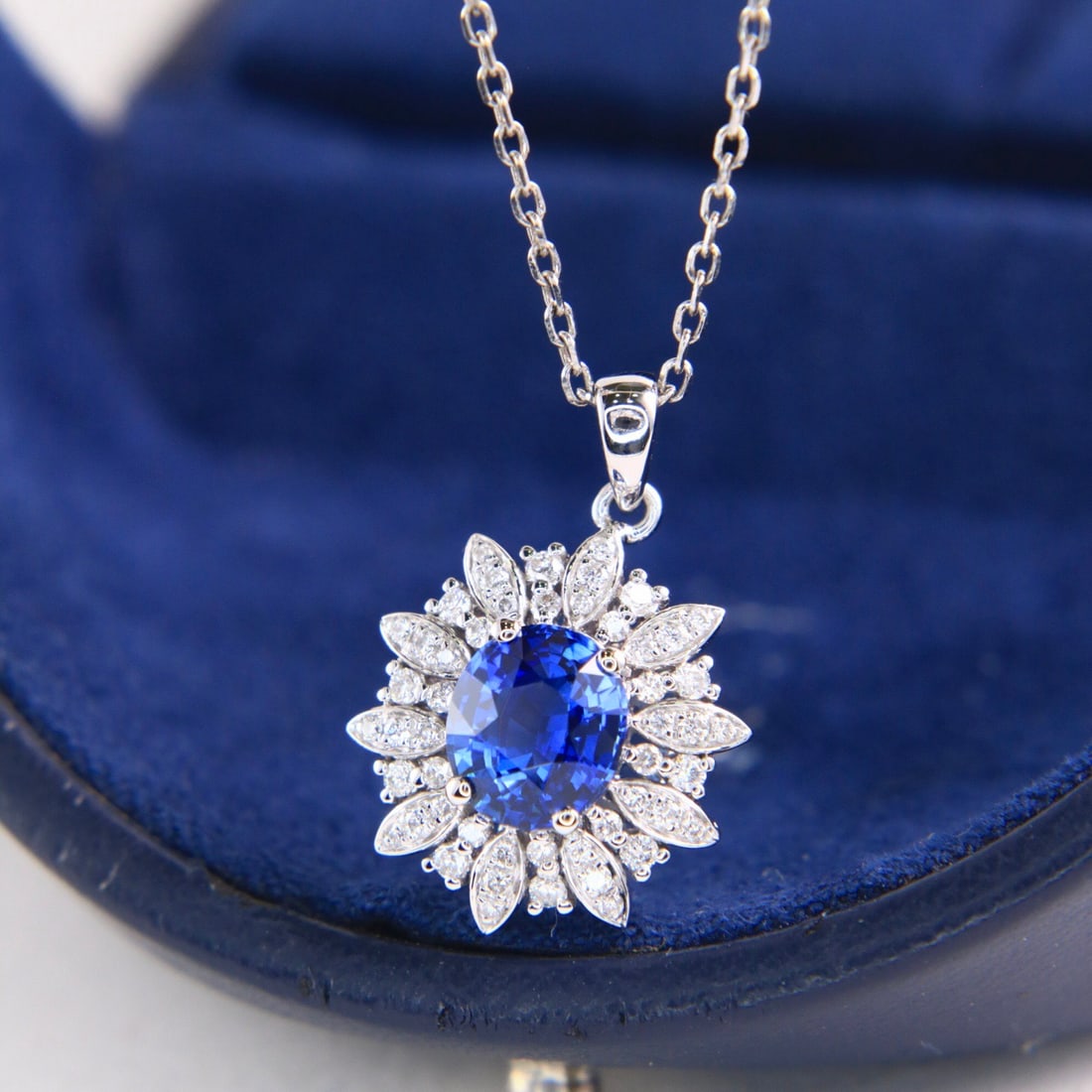 14k Gold 1.62 Ctw Natural Sapphire & Diamond Necklace - 2
