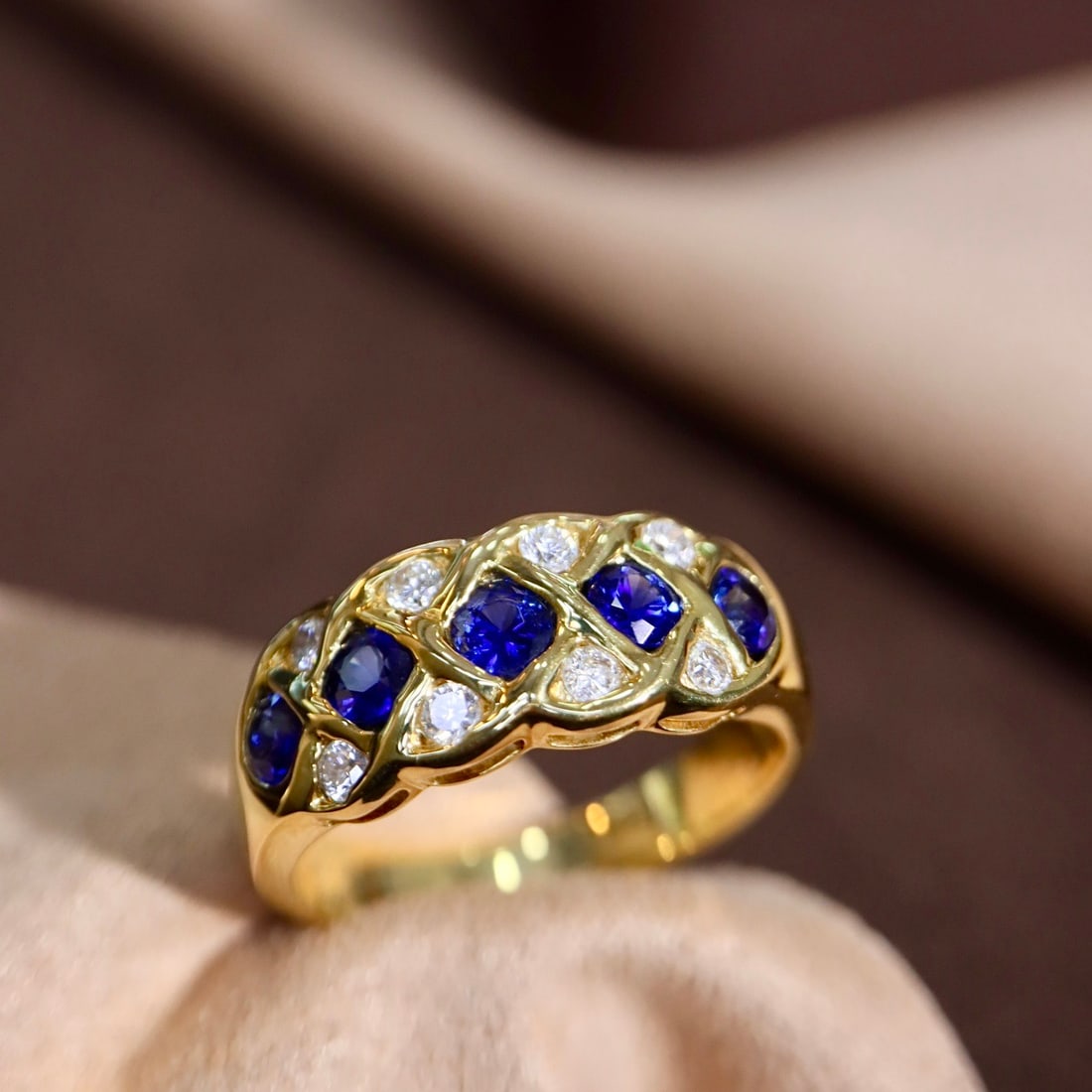 14k Gold 0.88 Ctw Natural Sapphire & Diamond Ring - 4