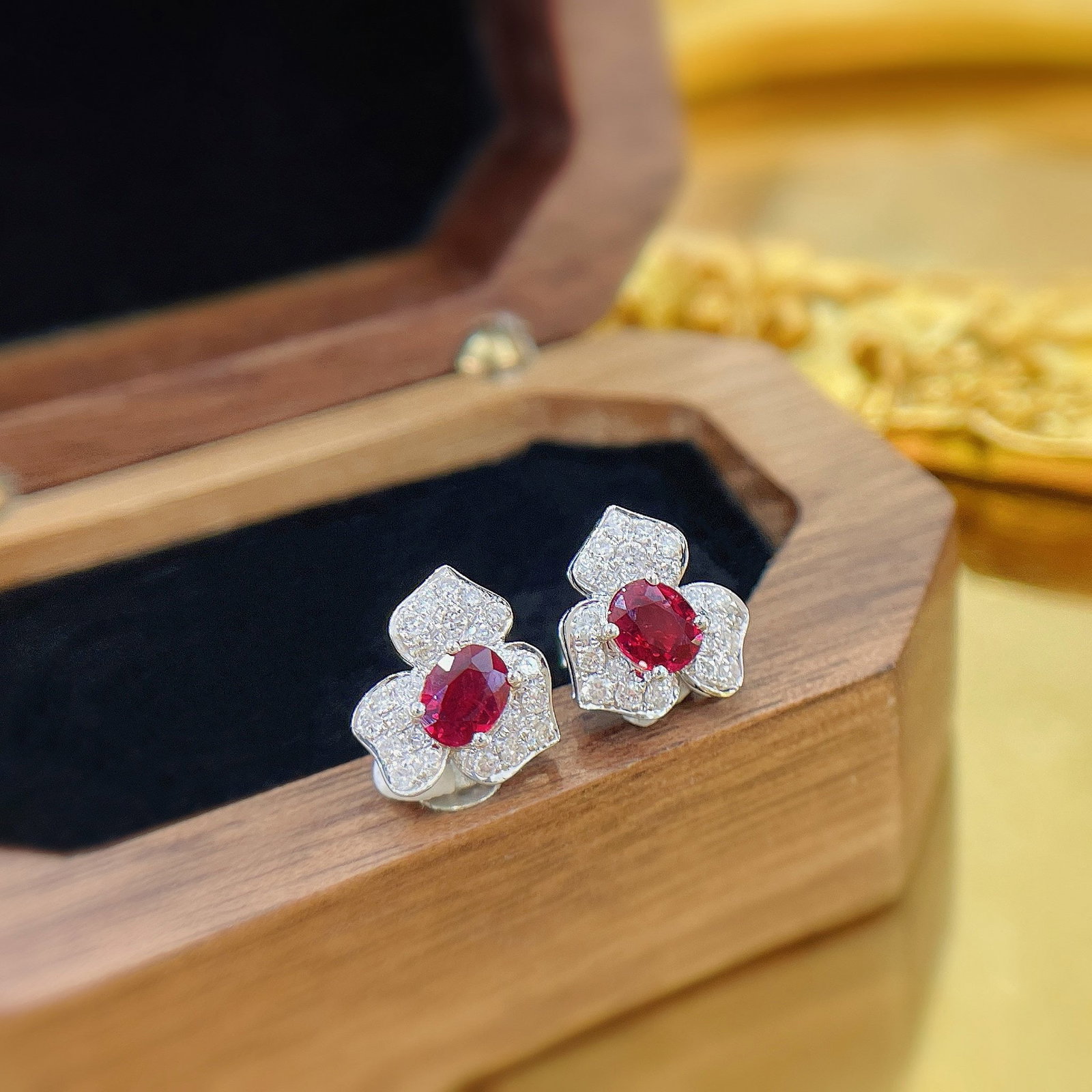 14k Gold 0.98 Ctw Natural Ruby & Diamond Earrings - 3
