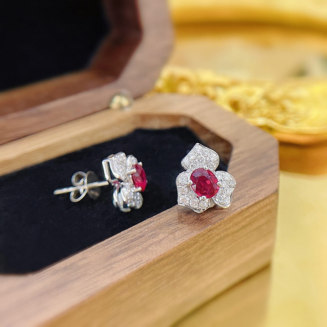 14k Gold 0.98 Ctw Natural Ruby & Diamond Earrings - 4