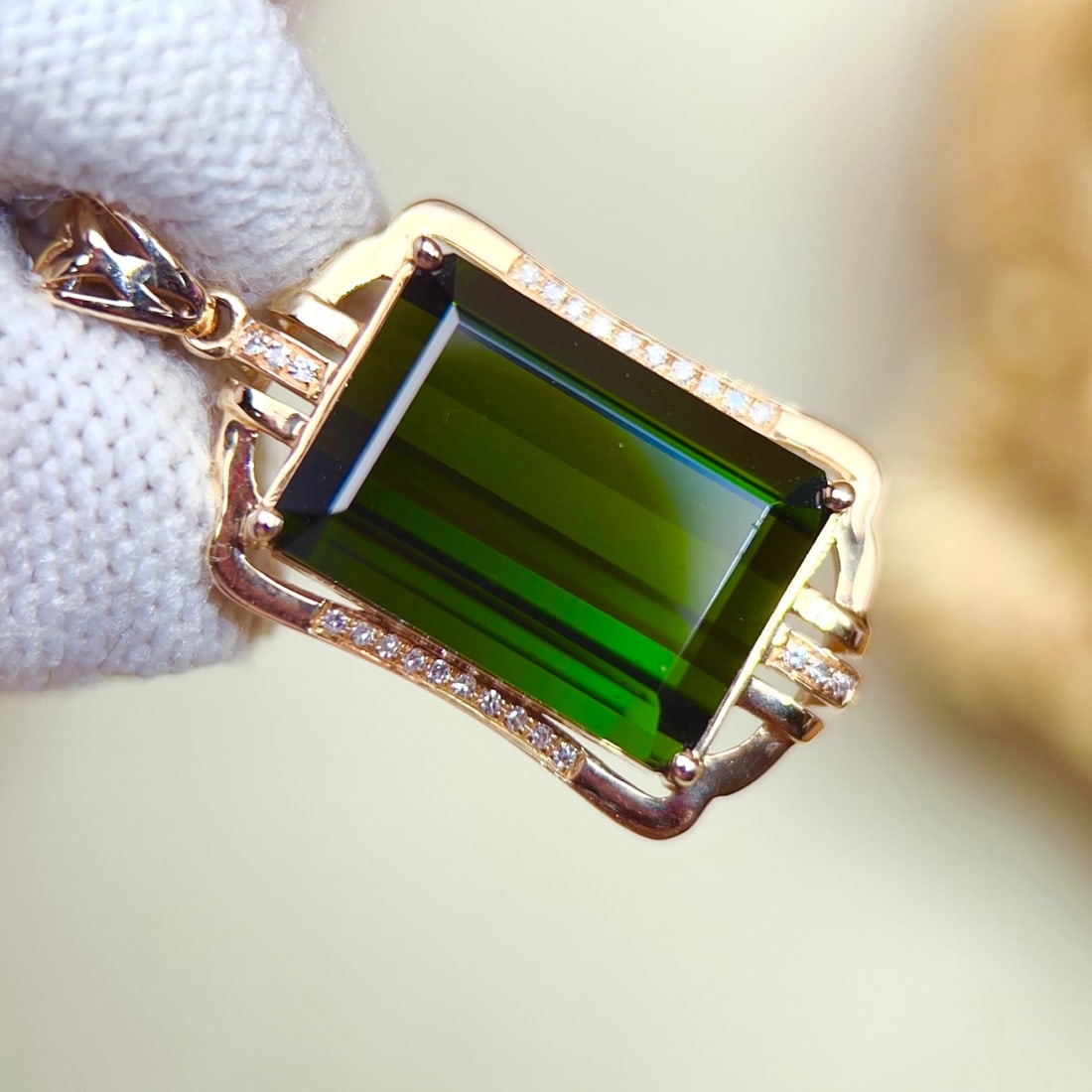 14k Gold 10.88 Ctw Natural Tourmaline & Diamond Pendant( Without Chain ) - 4