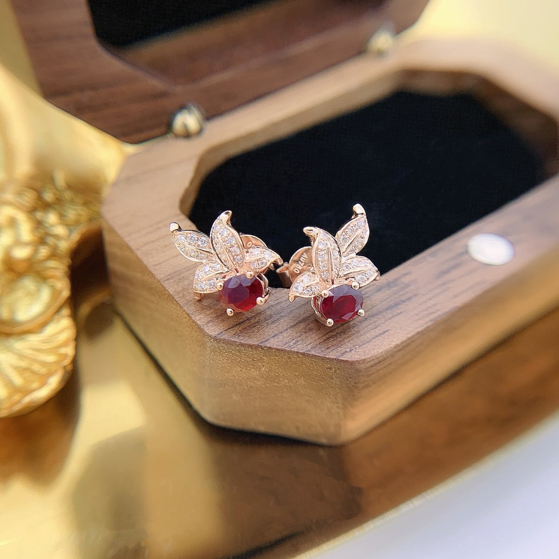 14k Gold 0.60 Ctw Natural Ruby & Diamond Earrings - 4