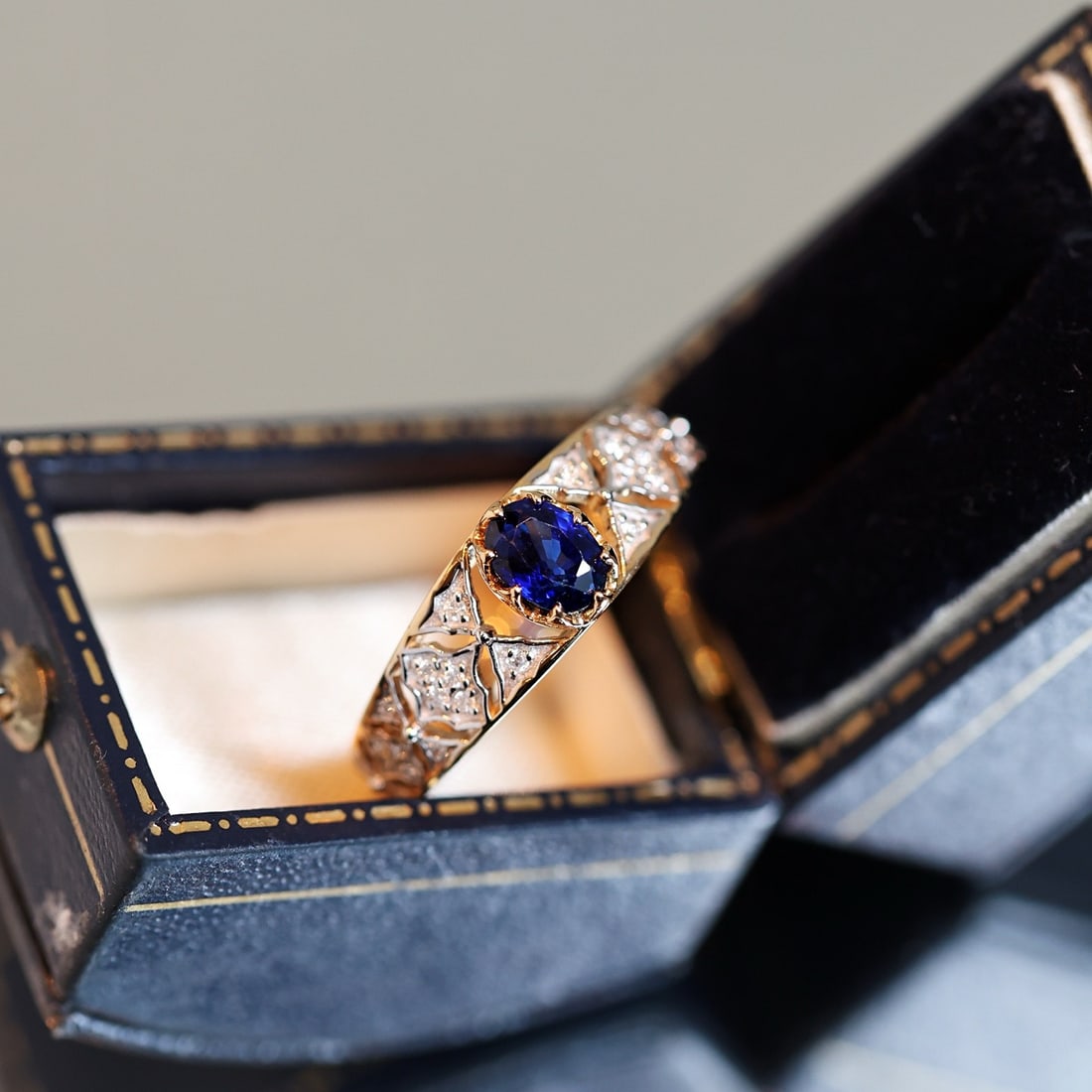 14k Gold 0.71 Ctw Natural Sapphire & Diamond Ring - 2