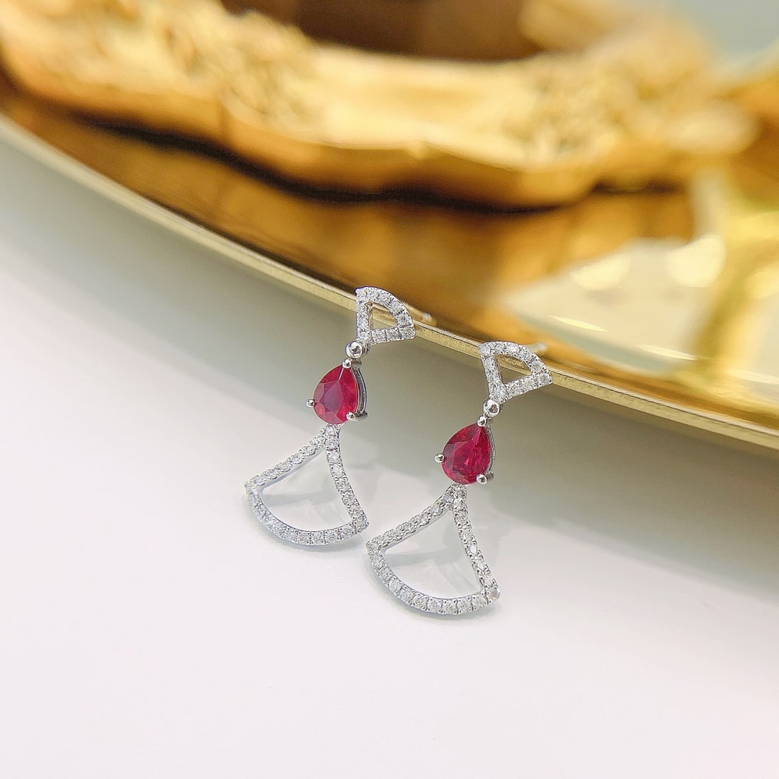 14k Gold 0.55 Ctw Natural Ruby & Diamond Earrings - 3