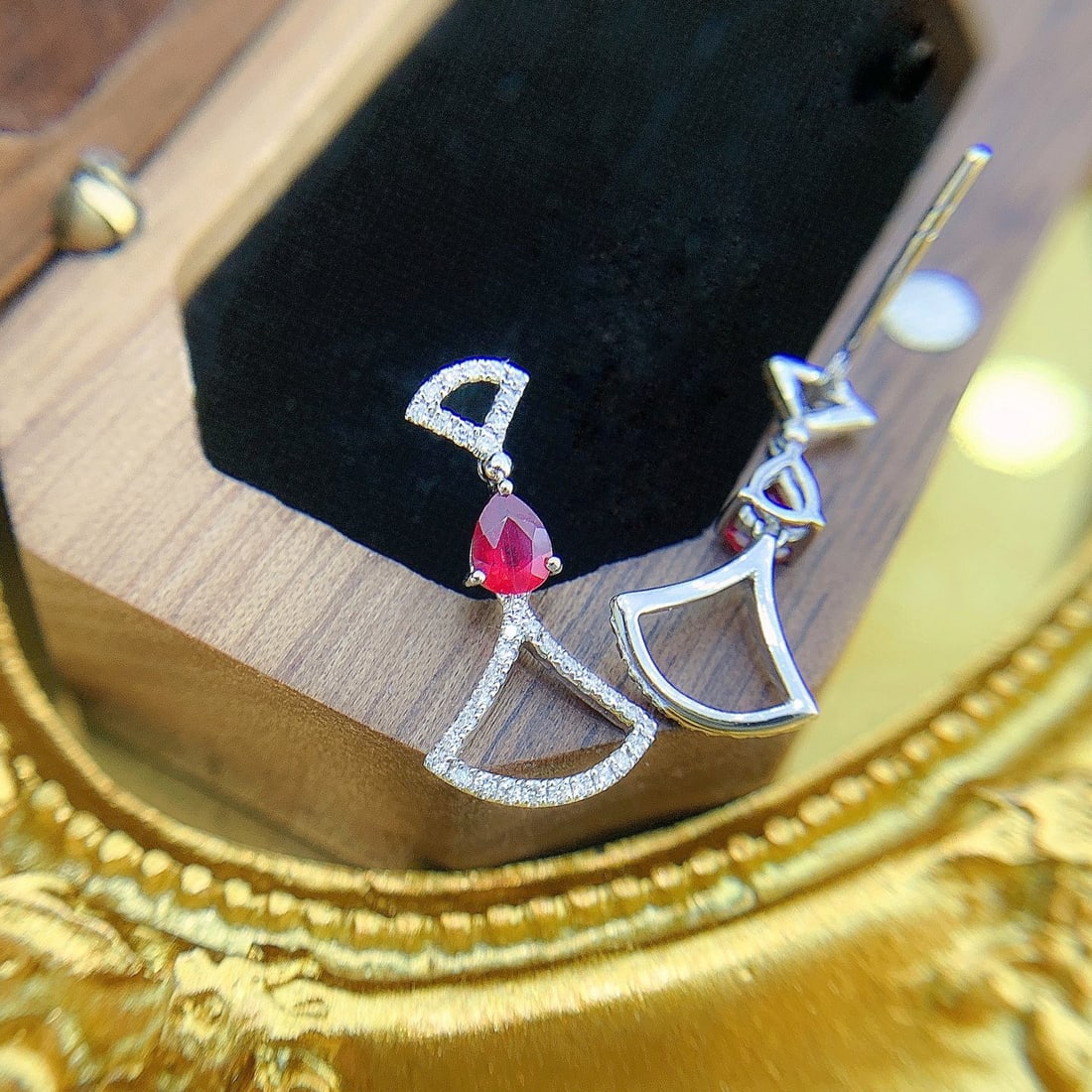 14k Gold 0.55 Ctw Natural Ruby & Diamond Earrings - 4
