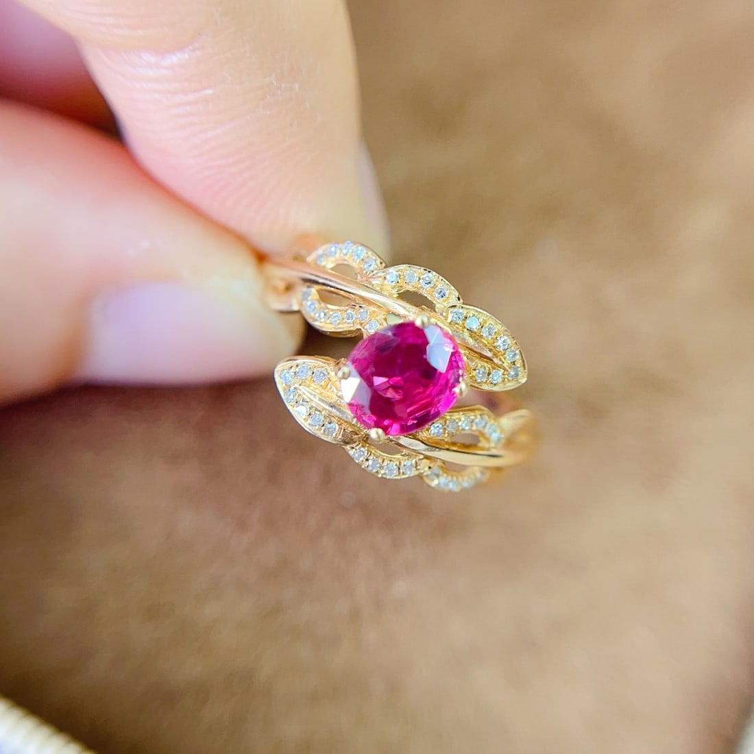 14k Gold 1.03 Ct Natural Ruby & Diamond Ring - 3