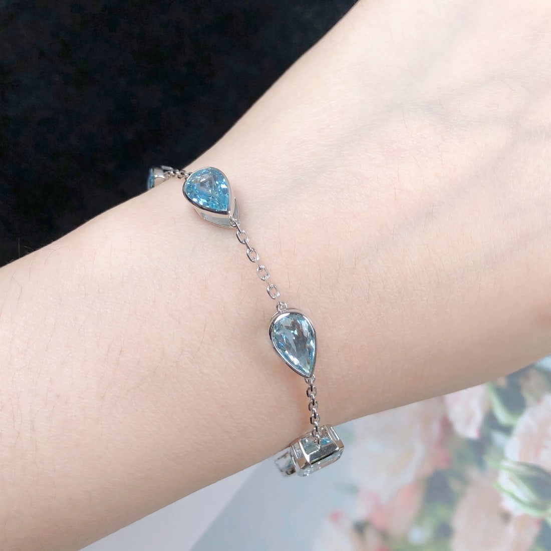 14k Gold 9.30 Ct Natural Aquamarine Bracelet - 4