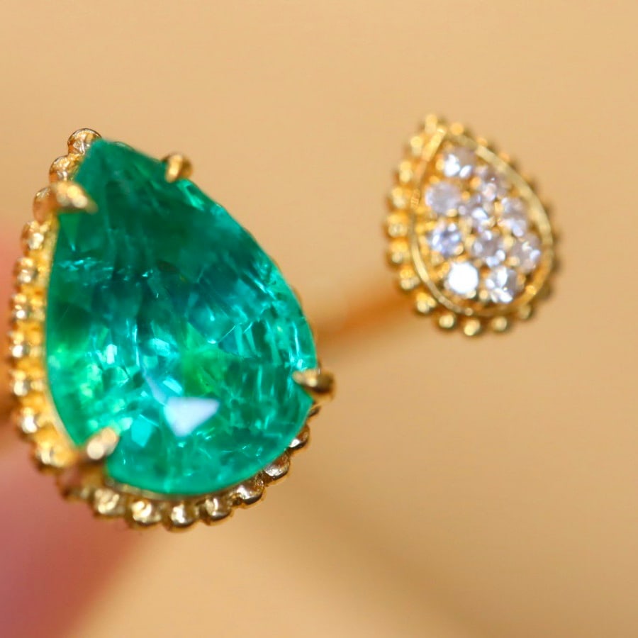 14k Gold 1.96 Ct Natural Emerald & Diamond Ring - 3