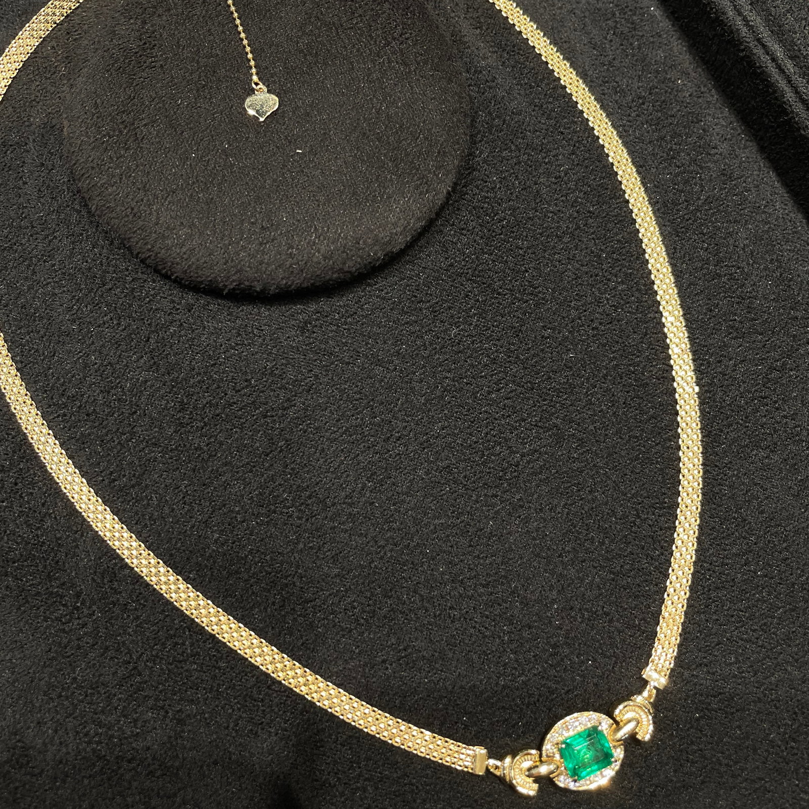 14k Gold 1.06 Ct Vivid Green Natural Emerald & Diamond Necklace - 7