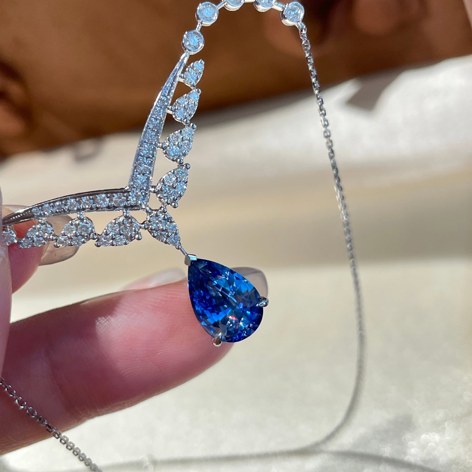 14k Gold 1.55 Ct Natural Sapphire & Diamond Necklace - 3