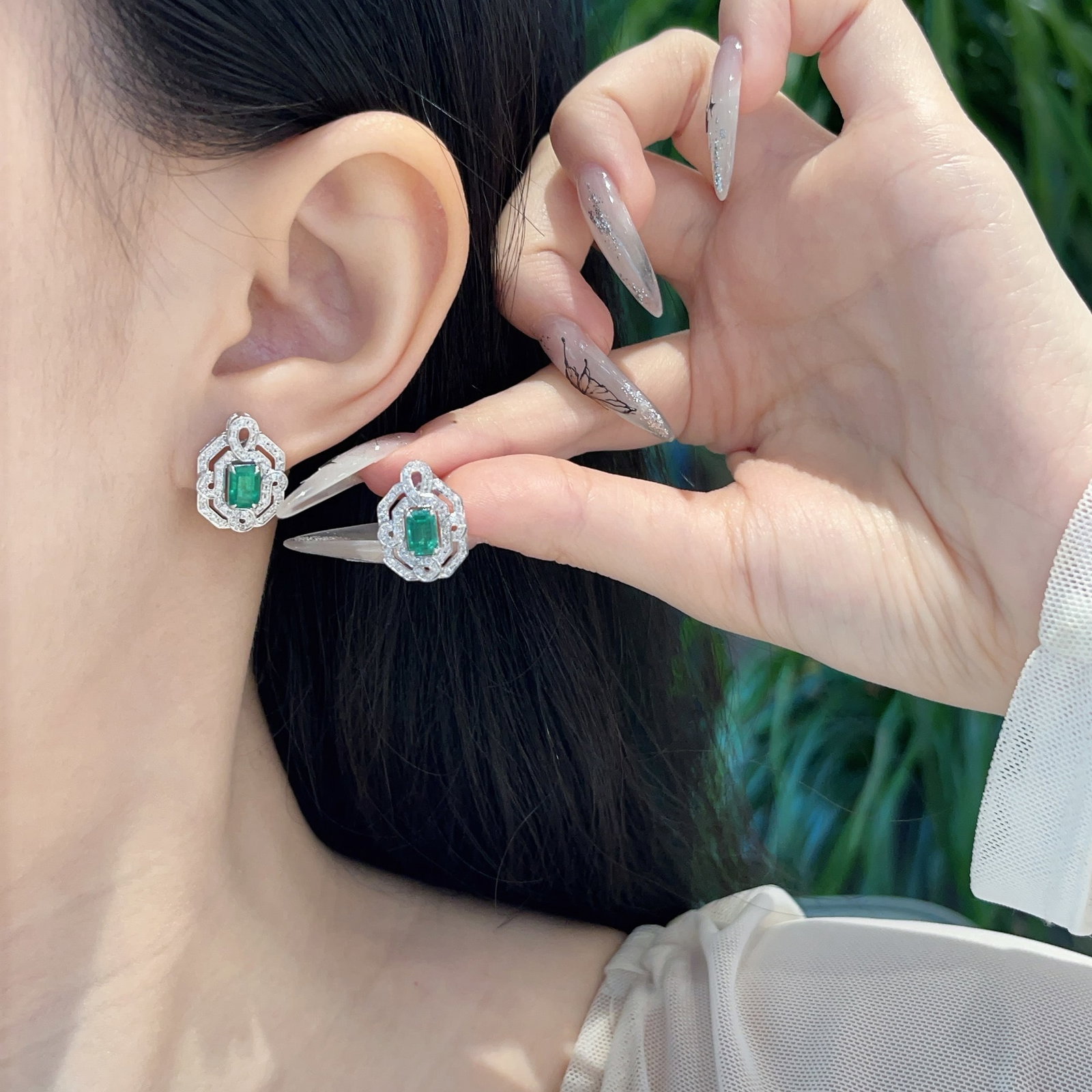 14k Gold 1.3 Ct Vivid Green Natural Emerald & Diamond Earrings - 6