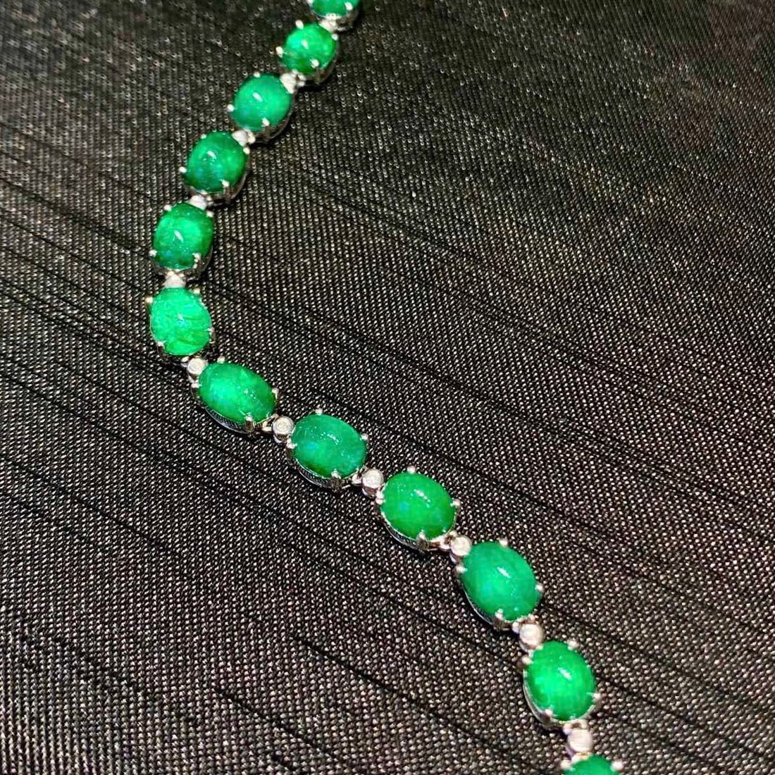14k Gold 16 Ct Natural Emerald & Diamond Bracelet - 6