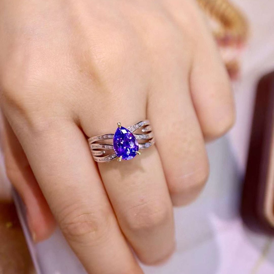 14k Gold 3.03 Ctw Natural Tanzanite & Diamond Ring - 4