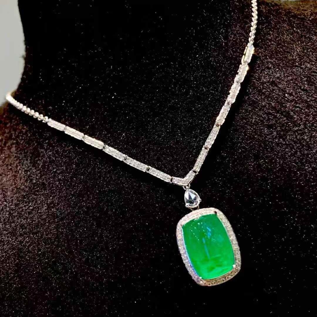 14k Gold 5.3 Ct Natural Emerald & Diamond Necklace - 6
