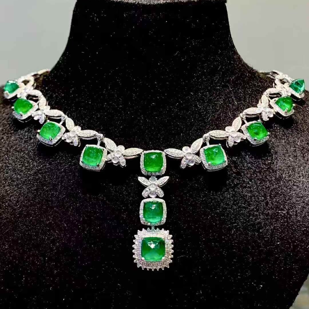14k Gold 7.5 Ct Natural Emerald & Diamond Necklace - 2