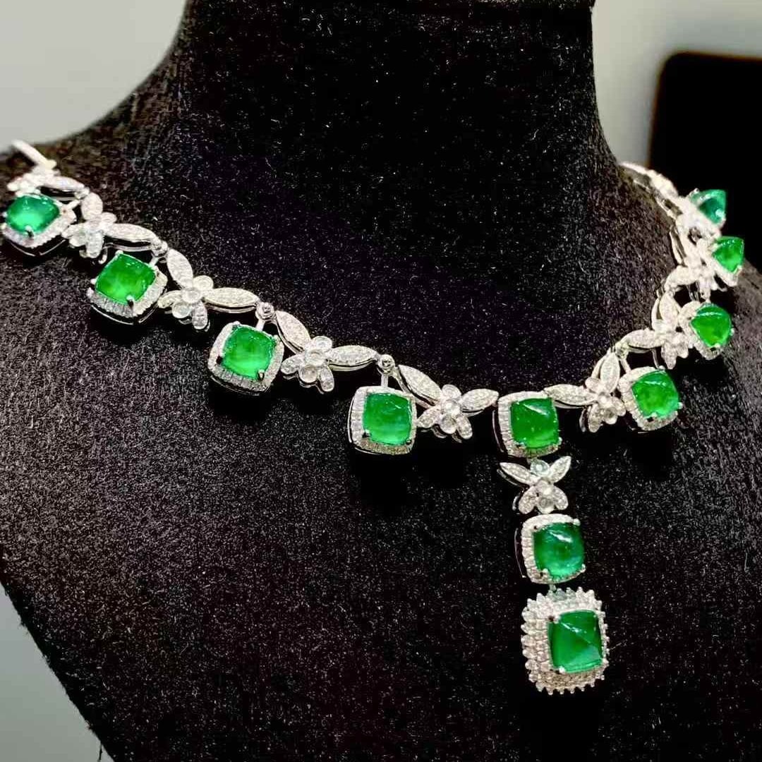 14k Gold 7.5 Ct Natural Emerald & Diamond Necklace - 3
