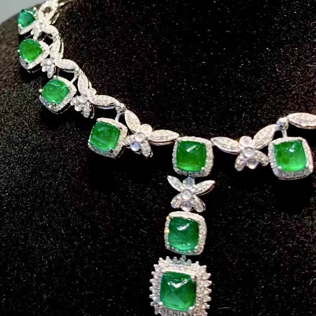 14k Gold 7.5 Ct Natural Emerald & Diamond Necklace - 5