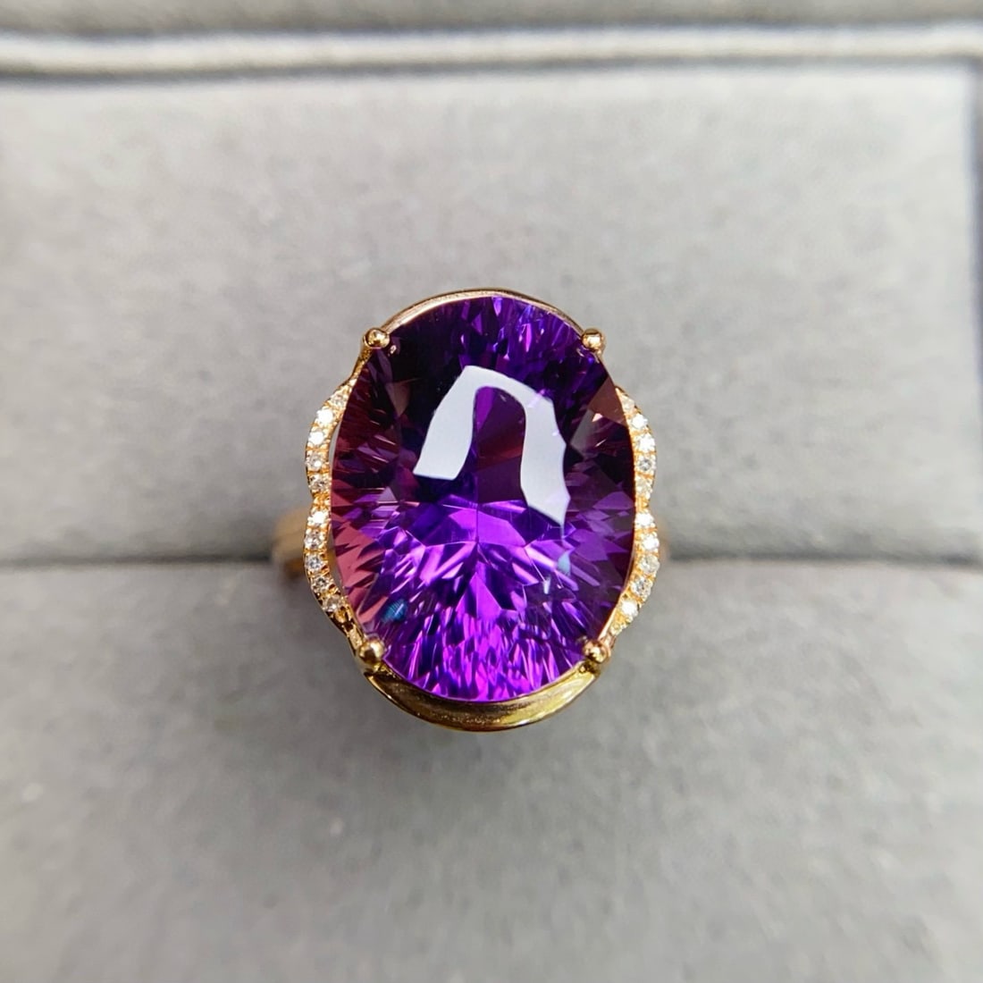 14k Gold 9.76 Ctw Natural Amethyst & Diamond Ring - 3