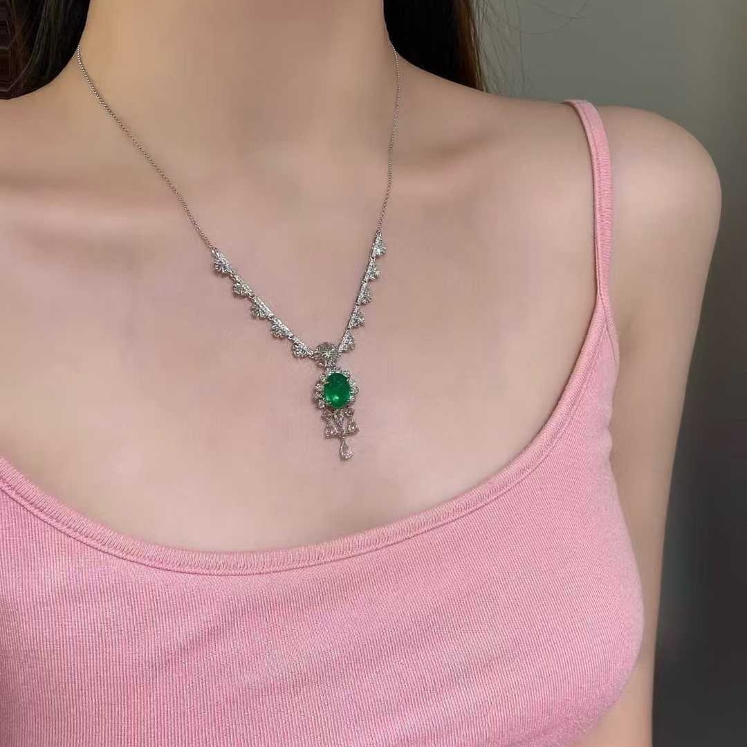 14k Gold 3.85 Ctw Natural Diamond & Emerald Jewelry Set - 7