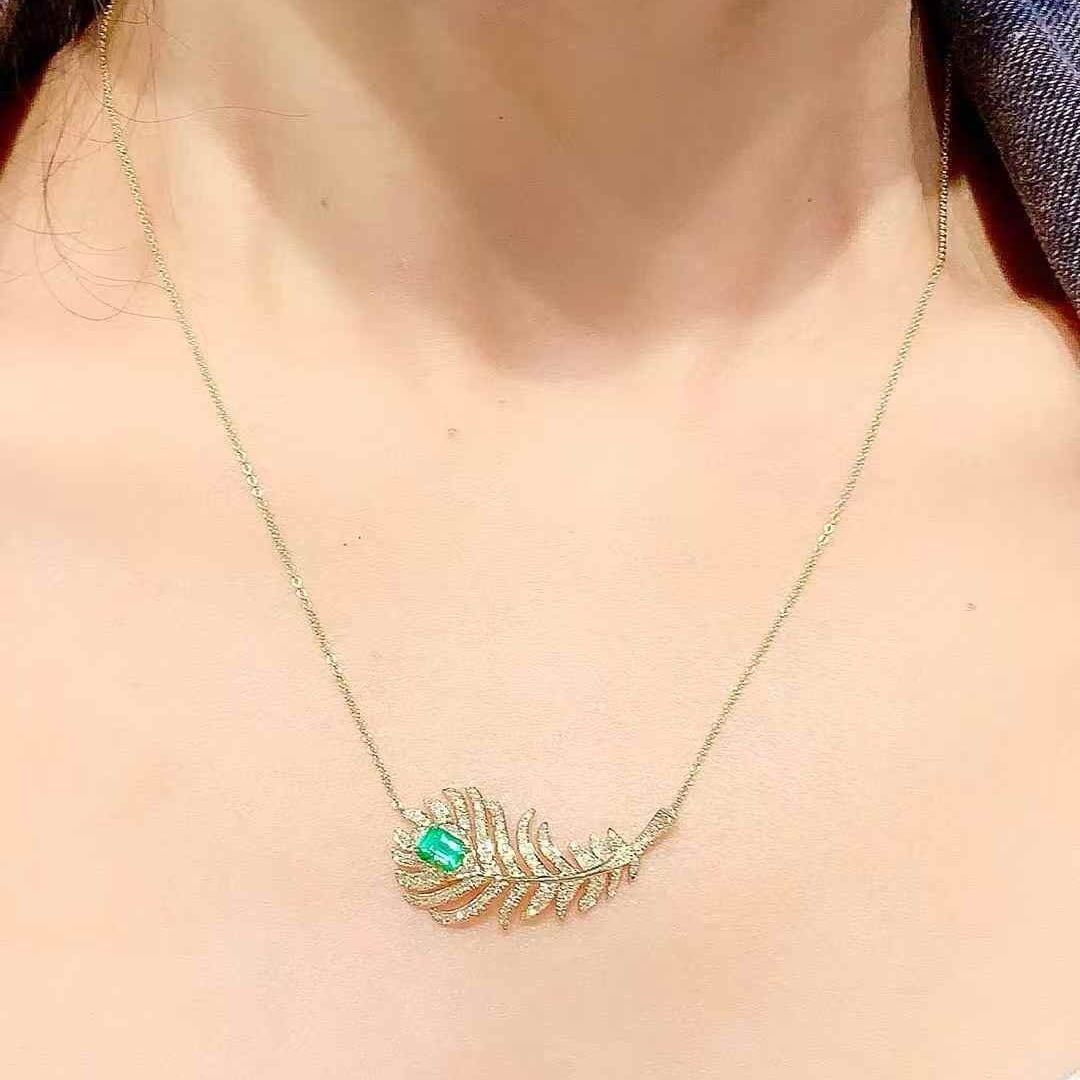 14k Gold 0.45 Ct Natural Emerald & Diamond Necklace - 2