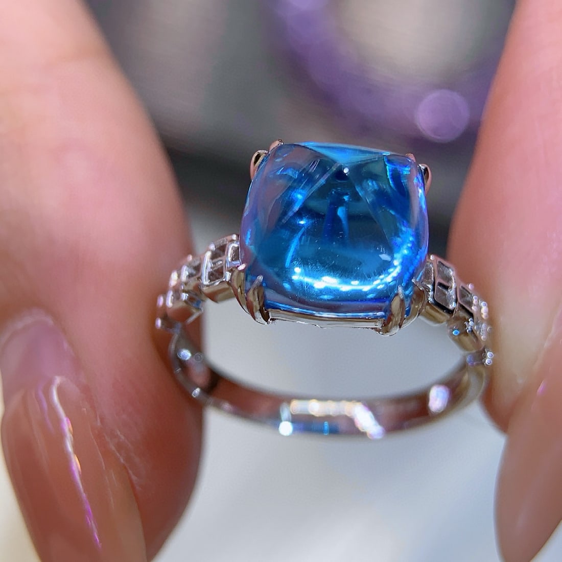 14k Gold 6.2 Ct Natural Topaz & Solitaire Ring - 4