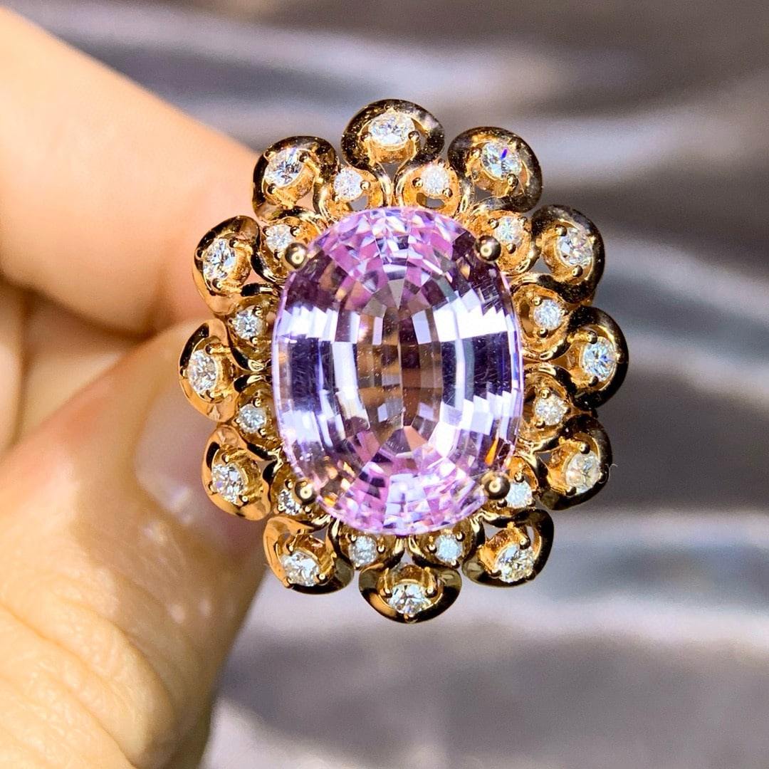 14k Gold 15.67 Ctw Natural Kunzite & Diamond Ring (1 of 6)
