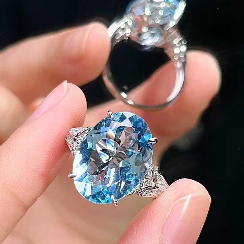 14k Gold 6.99 Ctw Natural Aquamarine & Diamond Ring - 4