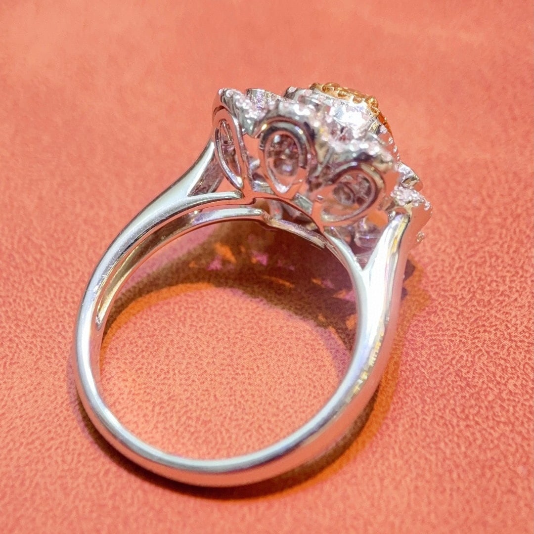 14k Gold 0.32 Ct Natural Yellow Diamond & Yellow Diamond & Diamond Ring - 4