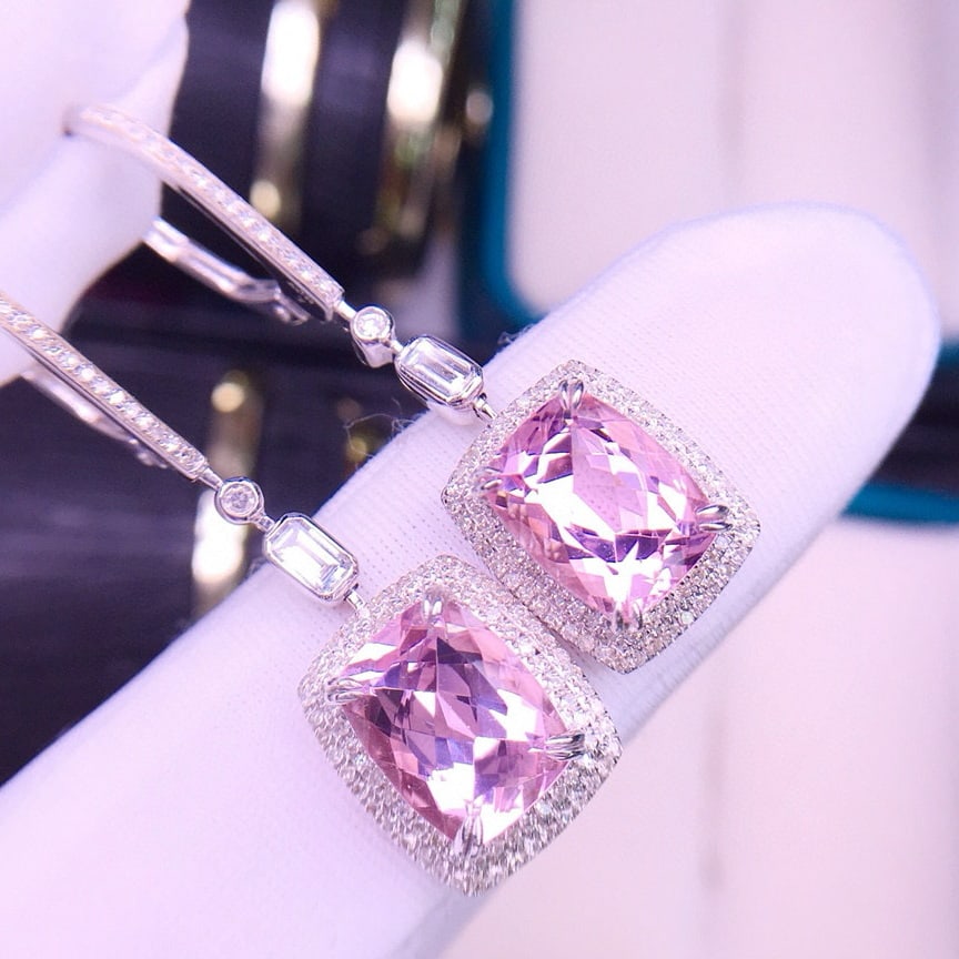 14k Gold 5.6 Ct Natural Kunzite & Diamond Earrings - 3