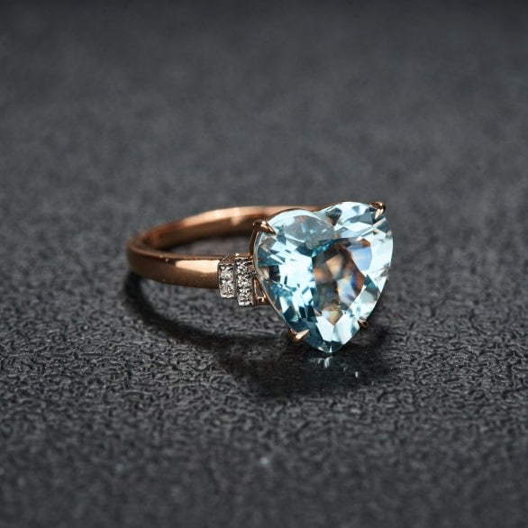 14k Gold 4.42 Ct Natural Aquamarine & Diamond Ring - 2