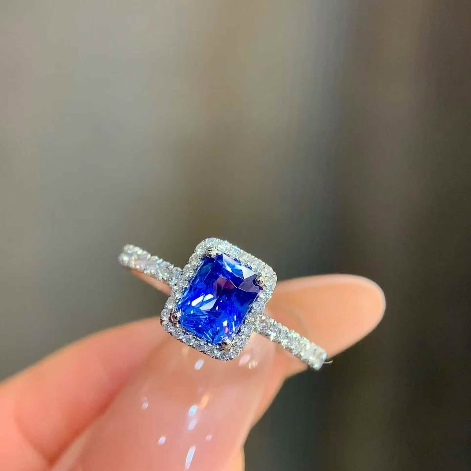 14k Gold 1.35 Ctw Natural Sapphire & Diamond Ring - 2