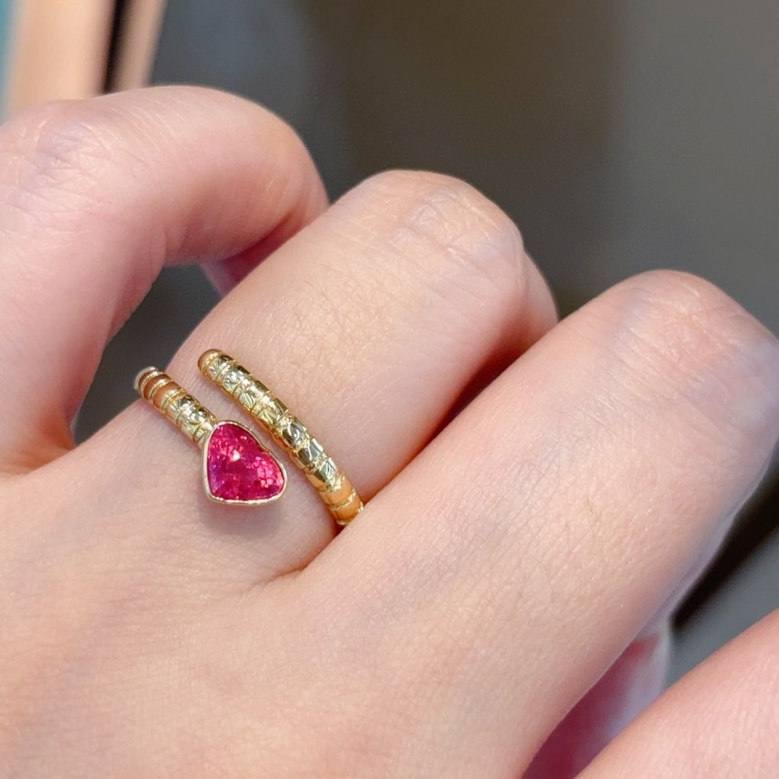 14k Gold 1.00 Ct Natural Spinel Ring - 5