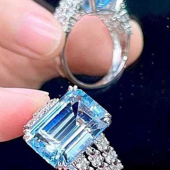 14k Gold 7.46 Ctw Natural Aquamarine & Diamond Ring - 2
