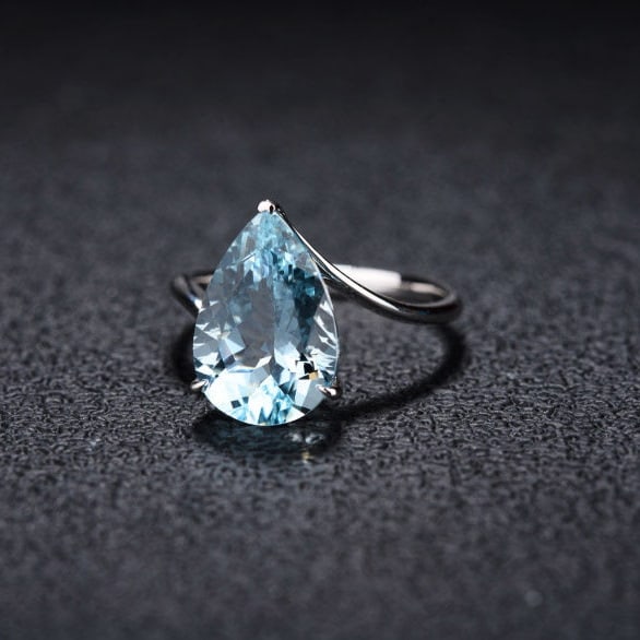 14k Gold 4.1 Ct Natural Aquamarine & Solitaire Ring - 3